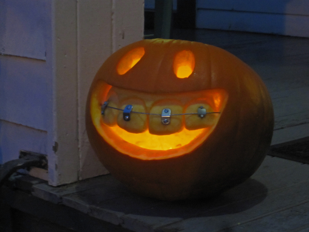 12_pumpkin_braces_lantern_halloween_decorations